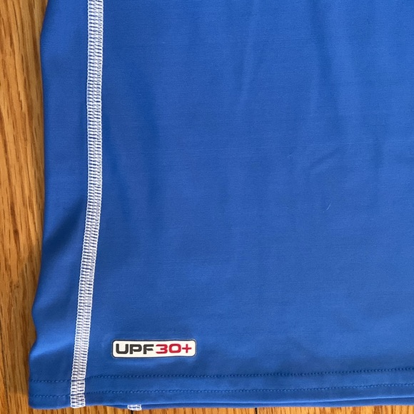 Under Armour Bundle of 1 Regular/1 Heat Gear UPF 30 Tops - Picture 9 of 15